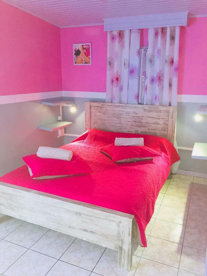 Chambres D'Hotes L'Orchidee Rose Salazie Exterior photo